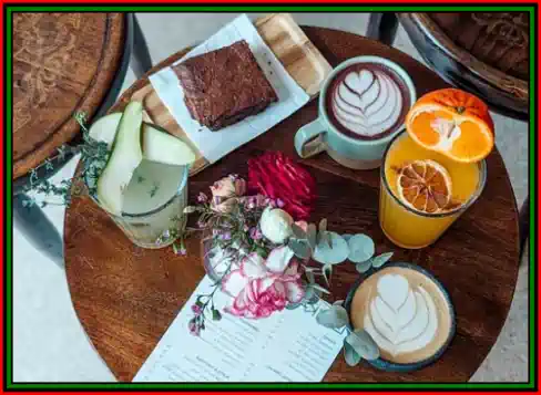 Locuri noi în București: unde bei o cafea bună, iei un brunch savuros și mănânci thai ca-n vacanță