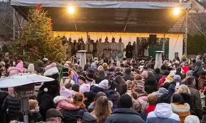 Târgul de Crăciun 2025 de la Castelul Săvârșin